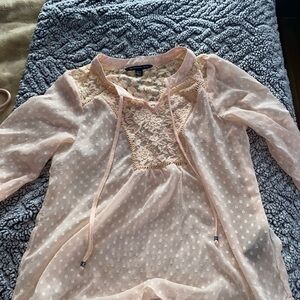 Elegant Lace Blouse in Soft Pink